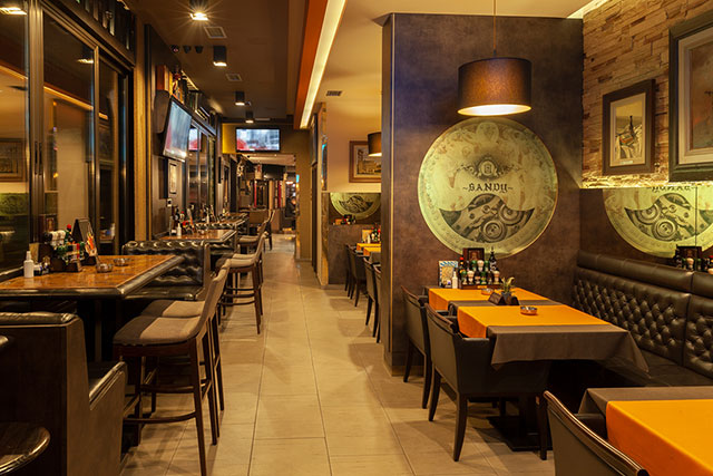 Sandy - First pizzeria in Cacak